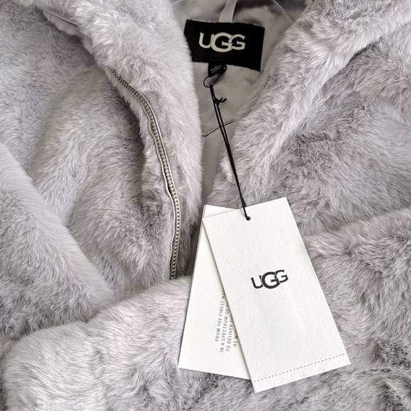 NWT UGG Mandy Faux Fur Hoodie. M - Picture 6 of 16